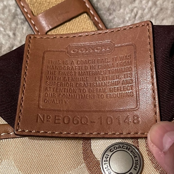 Coach Shoulder Swing Bag - Picture 3 of 4